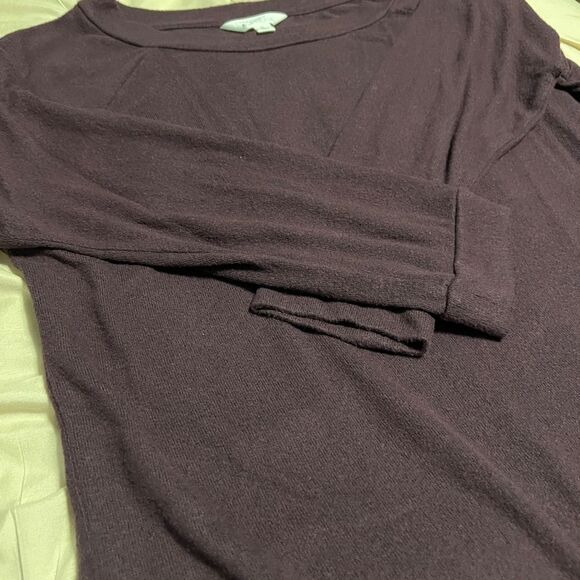 Market & Spruce Purple V-Neck Sweater - Picture 1 of 5